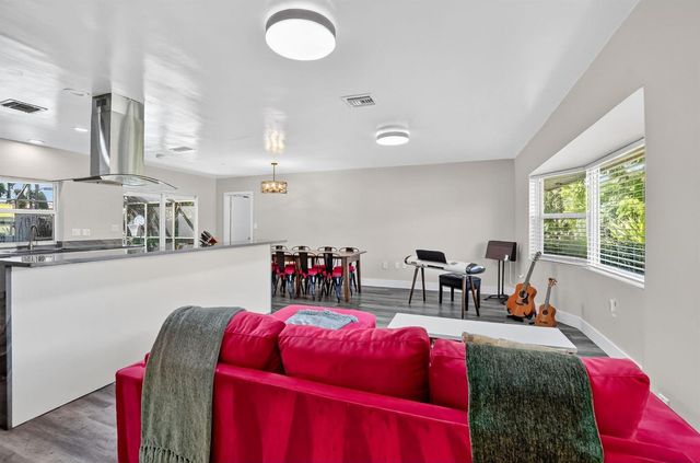 1650 NW 9th Street, Boca Raton, FL 33486