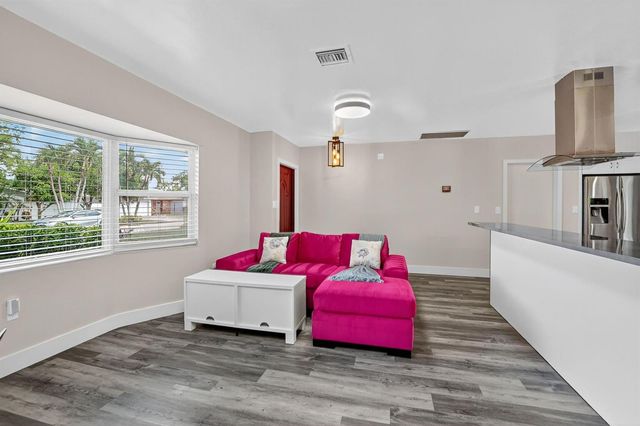 1650 NW 9th Street, Boca Raton, FL 33486