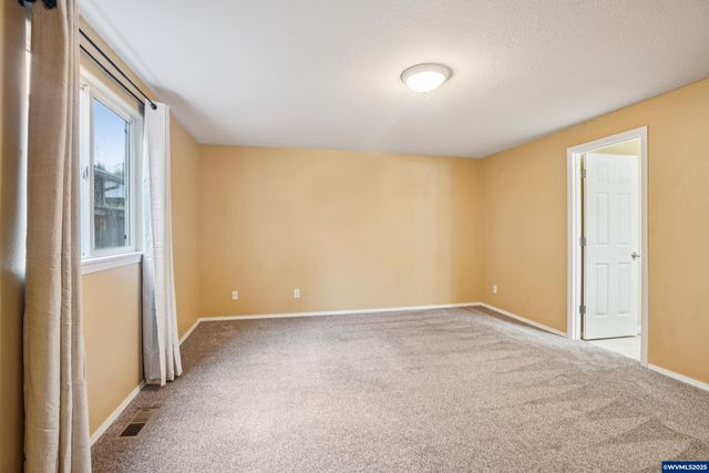 5222 Kali St SE, Salem, OR 97306