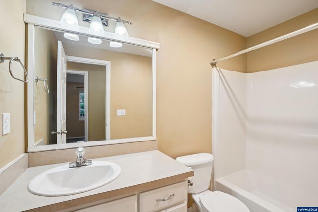 5222 Kali St SE, Salem, OR 97306