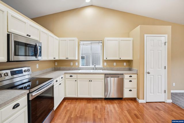 5222 Kali St SE, Salem, OR 97306