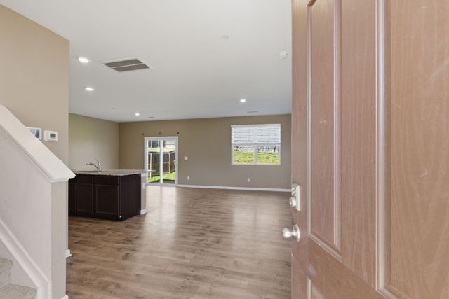 9268 War Eagles Way, Ashland City, TN 37015