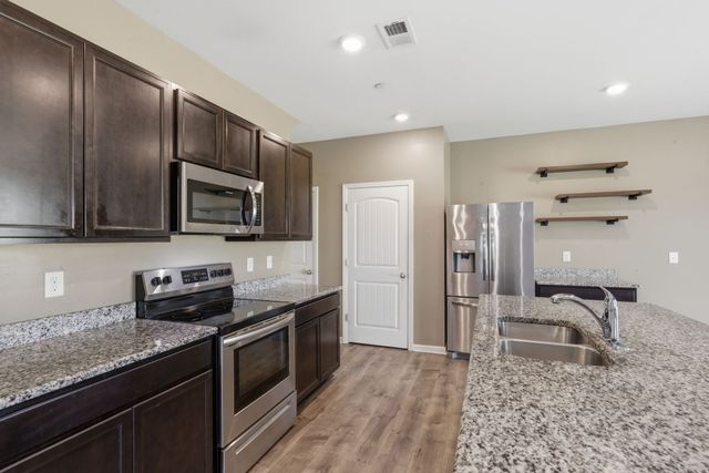 9268 War Eagles Way, Ashland City, TN 37015