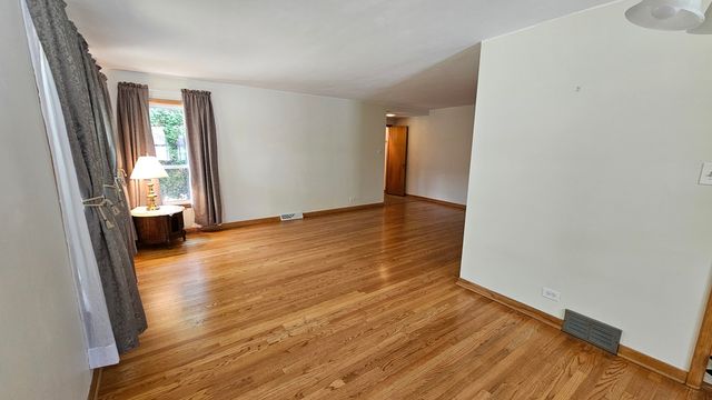 1614 Forest Road, La Grange Park, IL 60526