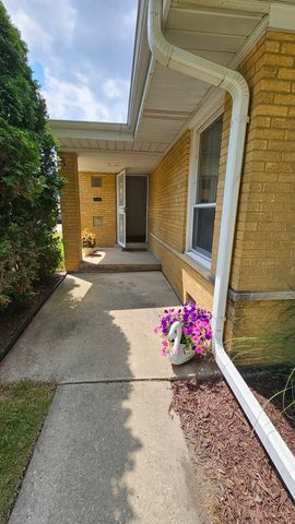 1614 Forest Road, La Grange Park, IL 60526