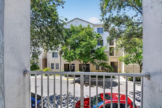 1363 Piazza Delle, Boynton Beach, FL 33426