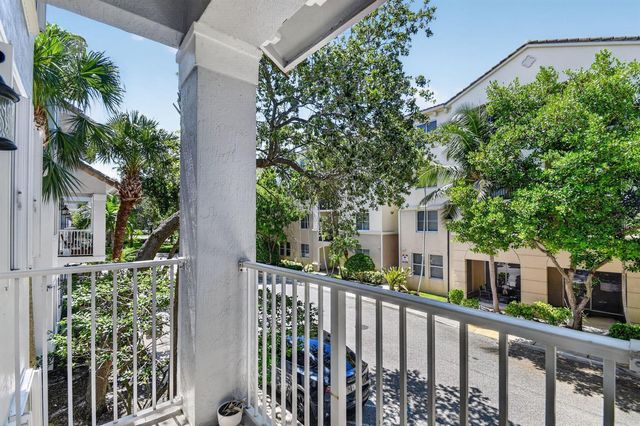 1363 Piazza Delle, Boynton Beach, FL 33426