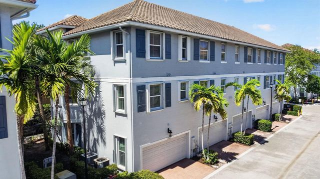 1363 Piazza Delle, Boynton Beach, FL 33426