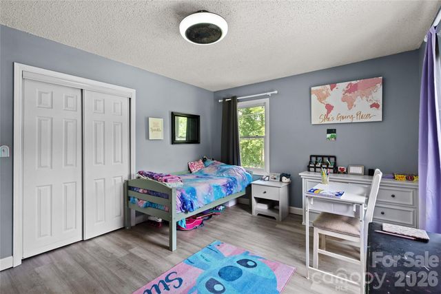 763 Bee Tree Road, Swannanoa, NC 28778
