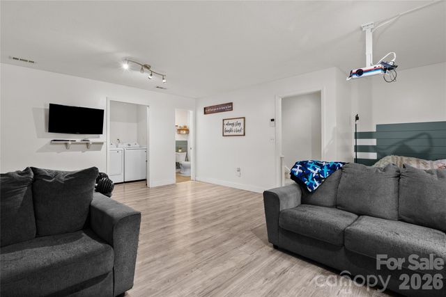 763 Bee Tree Road, Swannanoa, NC 28778