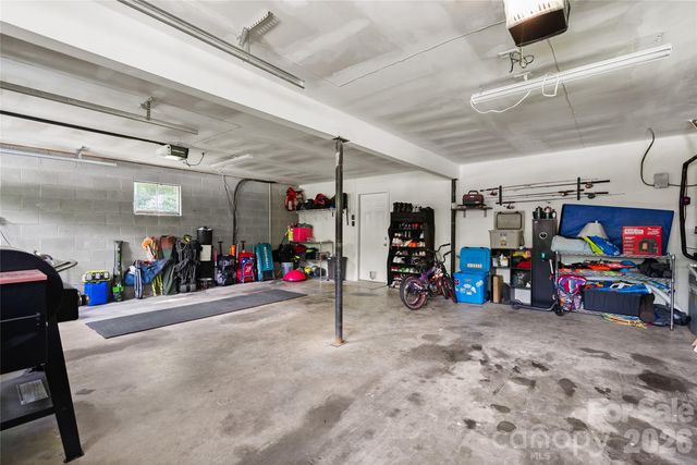 763 Bee Tree Road, Swannanoa, NC 28778
