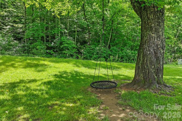 763 Bee Tree Road, Swannanoa, NC 28778