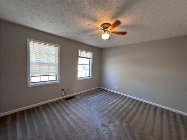 502 Oakwood Court, Woodstock, GA 30188