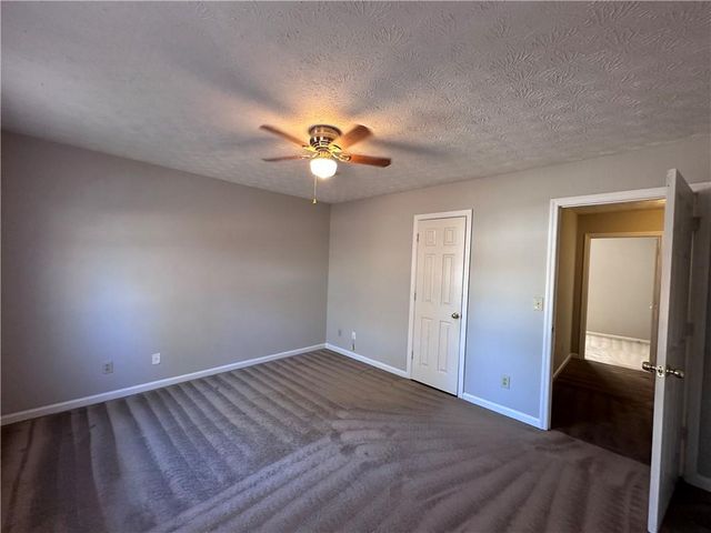 502 Oakwood Court, Woodstock, GA 30188