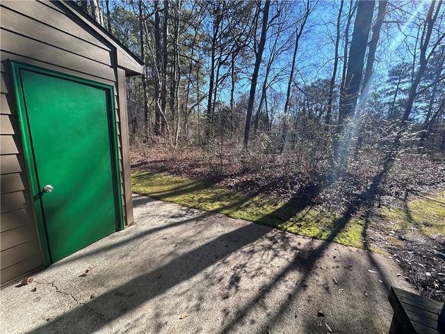 502 Oakwood Court, Woodstock, GA 30188