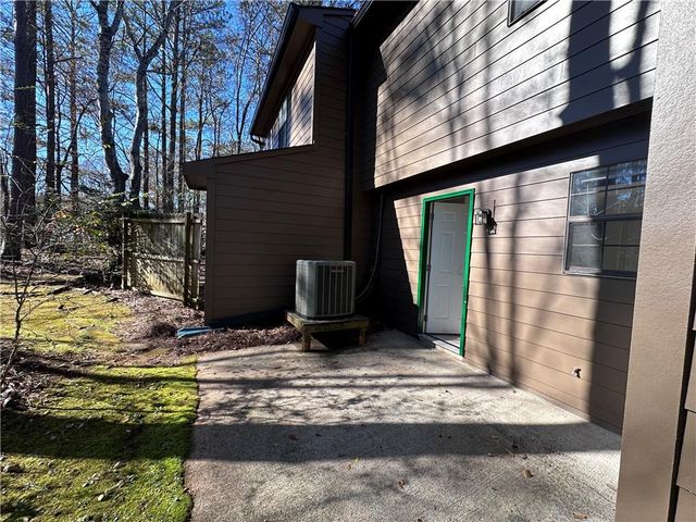 502 Oakwood Court, Woodstock, GA 30188