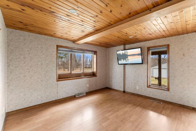 51675 Ash Avenue, Stanchfield, MN 55080