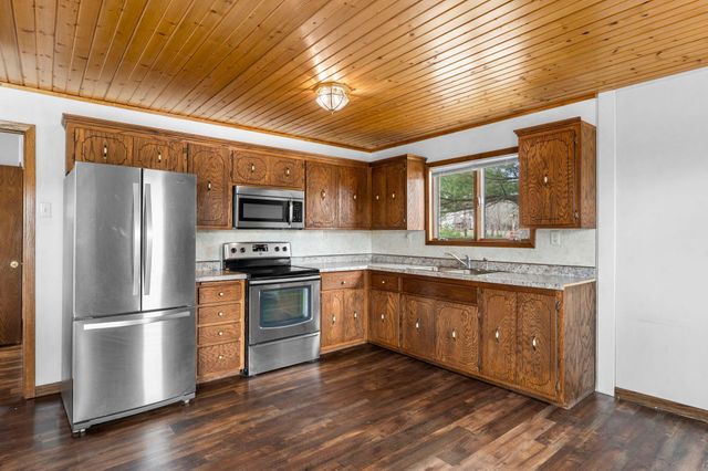 51675 Ash Avenue, Stanchfield, MN 55080