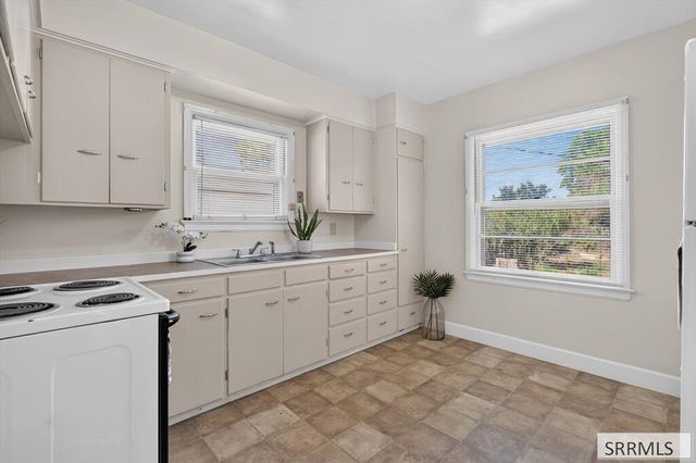 734 Dogwood Street, Pocatello, ID 83201