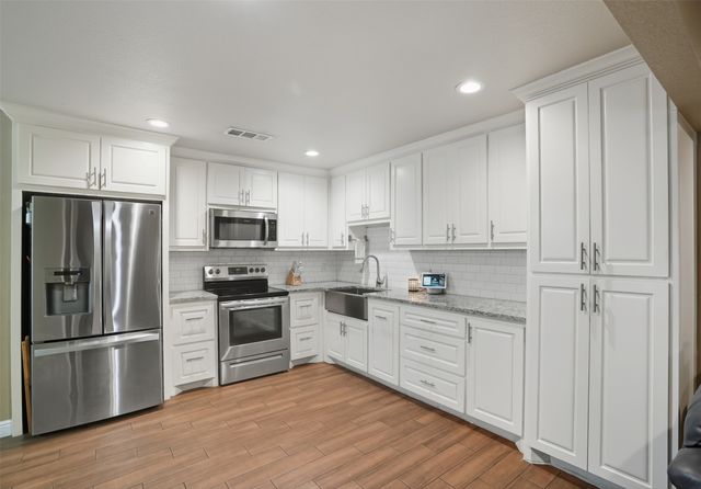 5170 Erath Street, Fort Worth, TX 76119