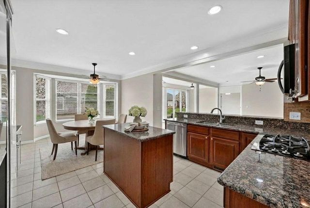 27118 Walloon Way, Brownstown Twp, MI 48134