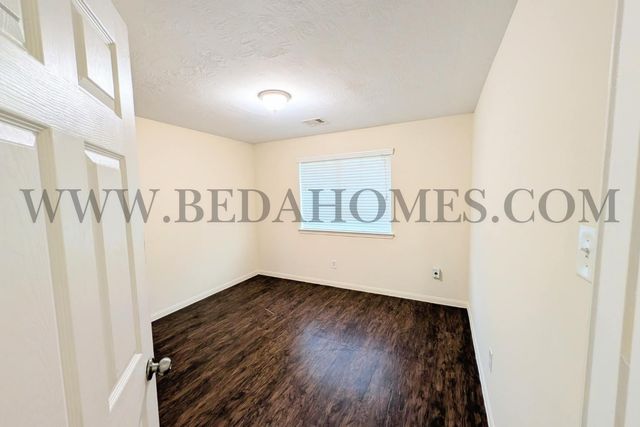 15566 Kiplands Bend Drive, Houston, TX 77014