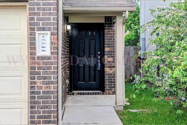 15566 Kiplands Bend Drive, Houston, TX 77014