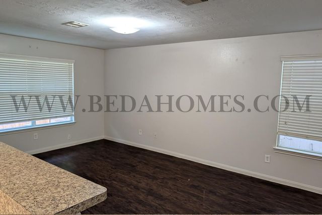 15566 Kiplands Bend Drive, Houston, TX 77014