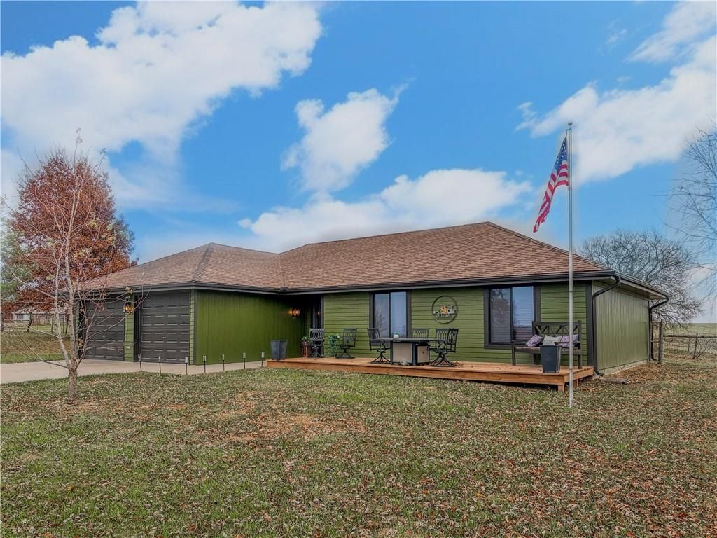 403 NW AA Highway, Kingsville, MO 64061
