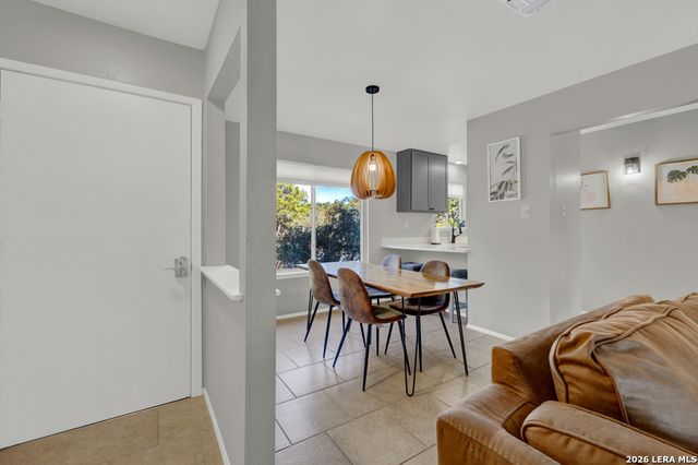 1033 Parkview Dr Apt G41, Canyon Lake, TX 78133