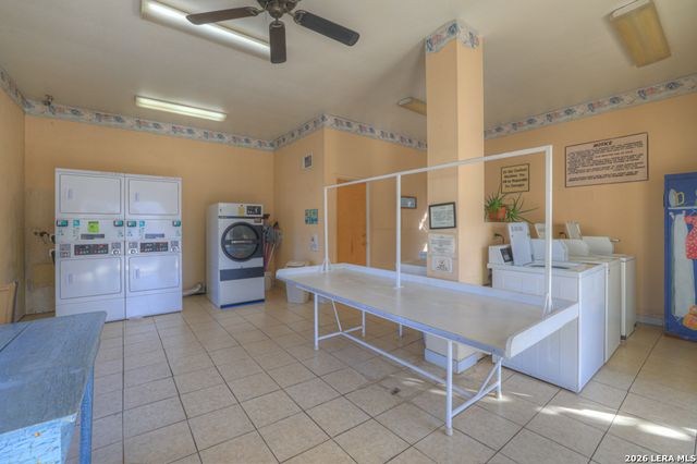 1033 Parkview Dr Apt G41, Canyon Lake, TX 78133