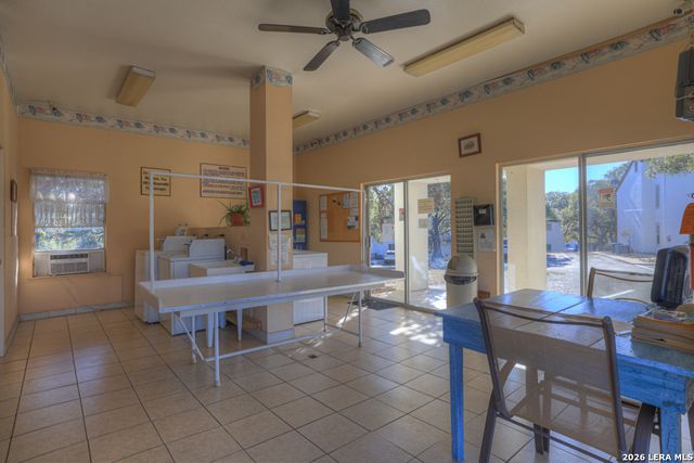 1033 Parkview Dr Apt G41, Canyon Lake, TX 78133