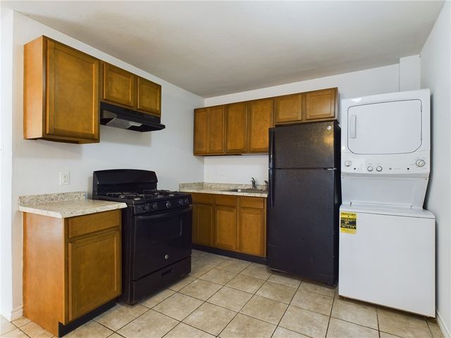 1900 Finfeather Road A, Bryan, TX 77801