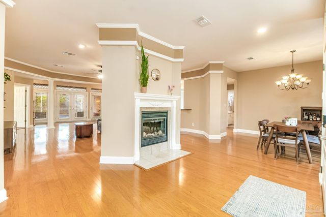 6511 Chardonnay, Pensacola, FL 32504