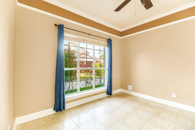 6511 Chardonnay, Pensacola, FL 32504