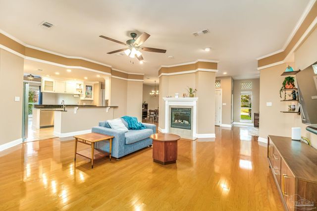 6511 Chardonnay, Pensacola, FL 32504