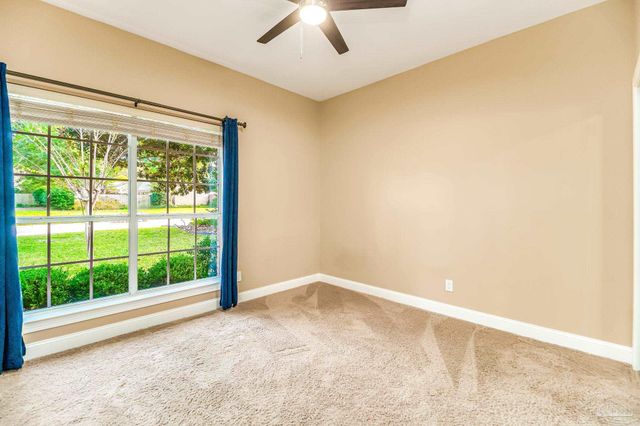 6511 Chardonnay, Pensacola, FL 32504