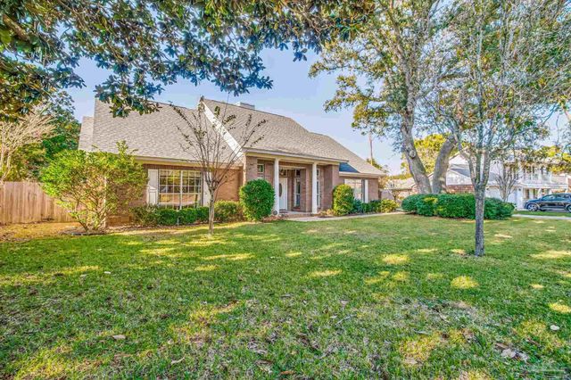6511 Chardonnay, Pensacola, FL 32504