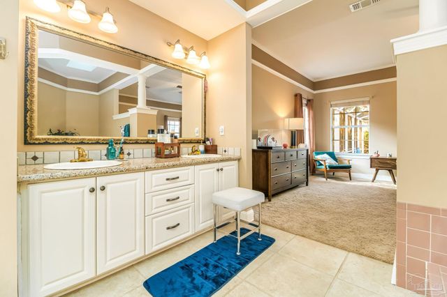 6511 Chardonnay, Pensacola, FL 32504