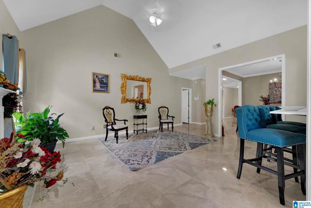 813 SAVANNAH LANE, Calera, AL 35040