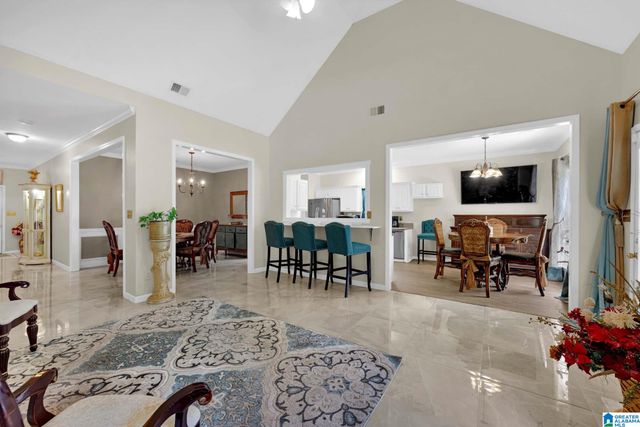 813 SAVANNAH LANE, Calera, AL 35040