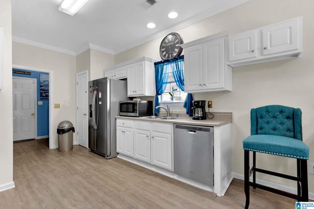 813 SAVANNAH LANE, Calera, AL 35040