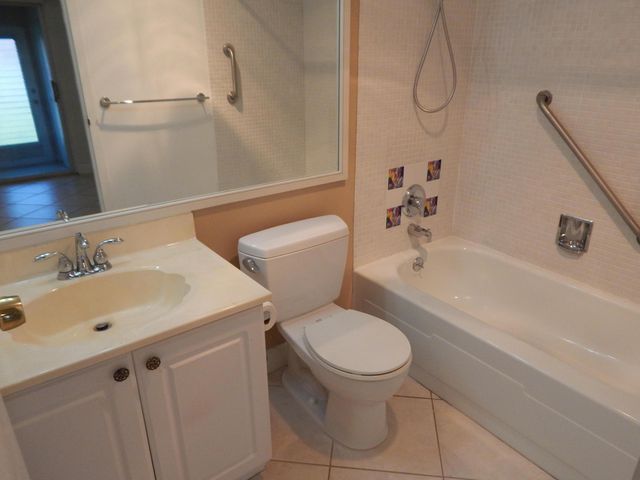 242 Seville K 242, Delray Beach, FL 33446