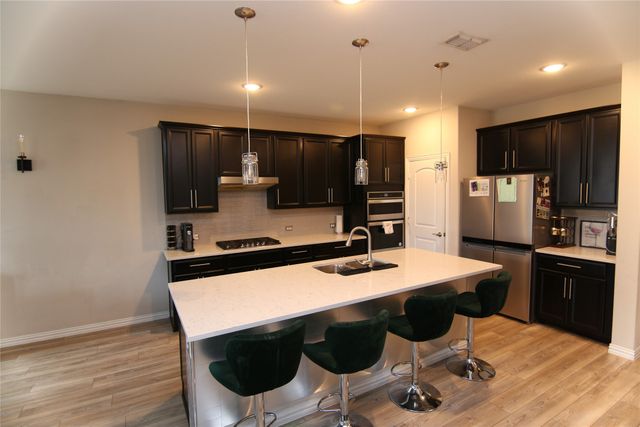 375 Meredith Drive, Fate, TX 75087