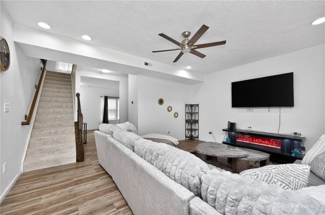 238 Irongate Drive, Englewood, OH 45322