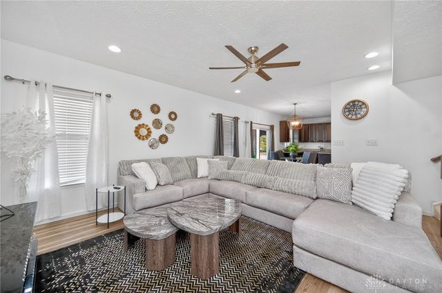 238 Irongate Drive, Englewood, OH 45322