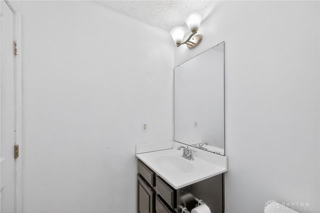 238 Irongate Drive, Englewood, OH 45322