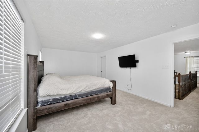 238 Irongate Drive, Englewood, OH 45322