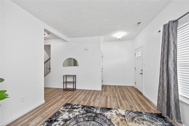 238 Irongate Drive, Englewood, OH 45322