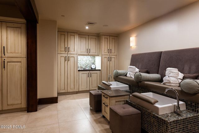 8175 Glenwild Drive, Park City, UT 84098